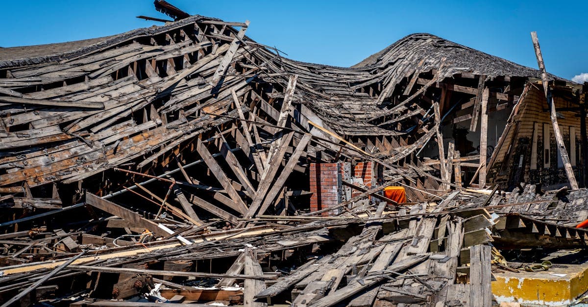 Cover Image for Can You Avoid Paying a Hurricane Deductible? Understanding Your Options