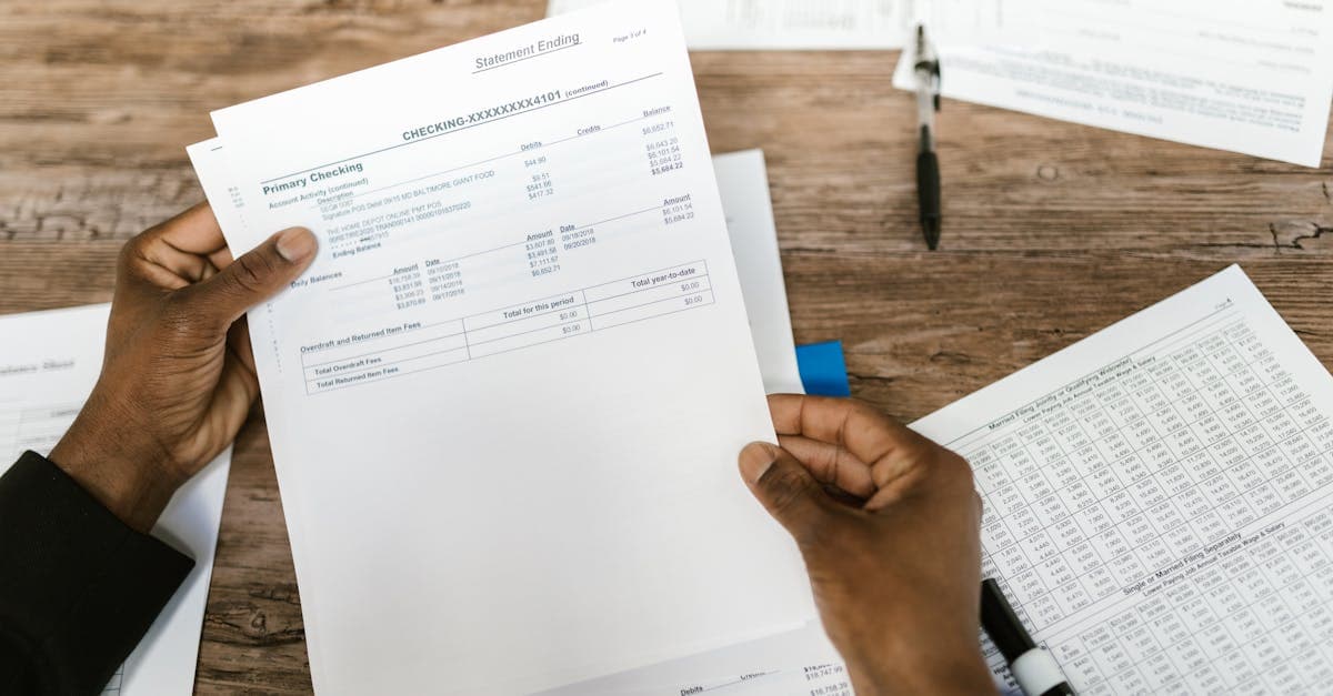 Cover Image for What Is a Policy Loan vs a Policy Withdrawal? Key Differences Explained